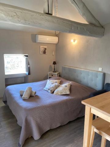 Petit Studio Le Pigeonnier A 5 Mn De Lourmarin Puyvert Экстерьер фото
